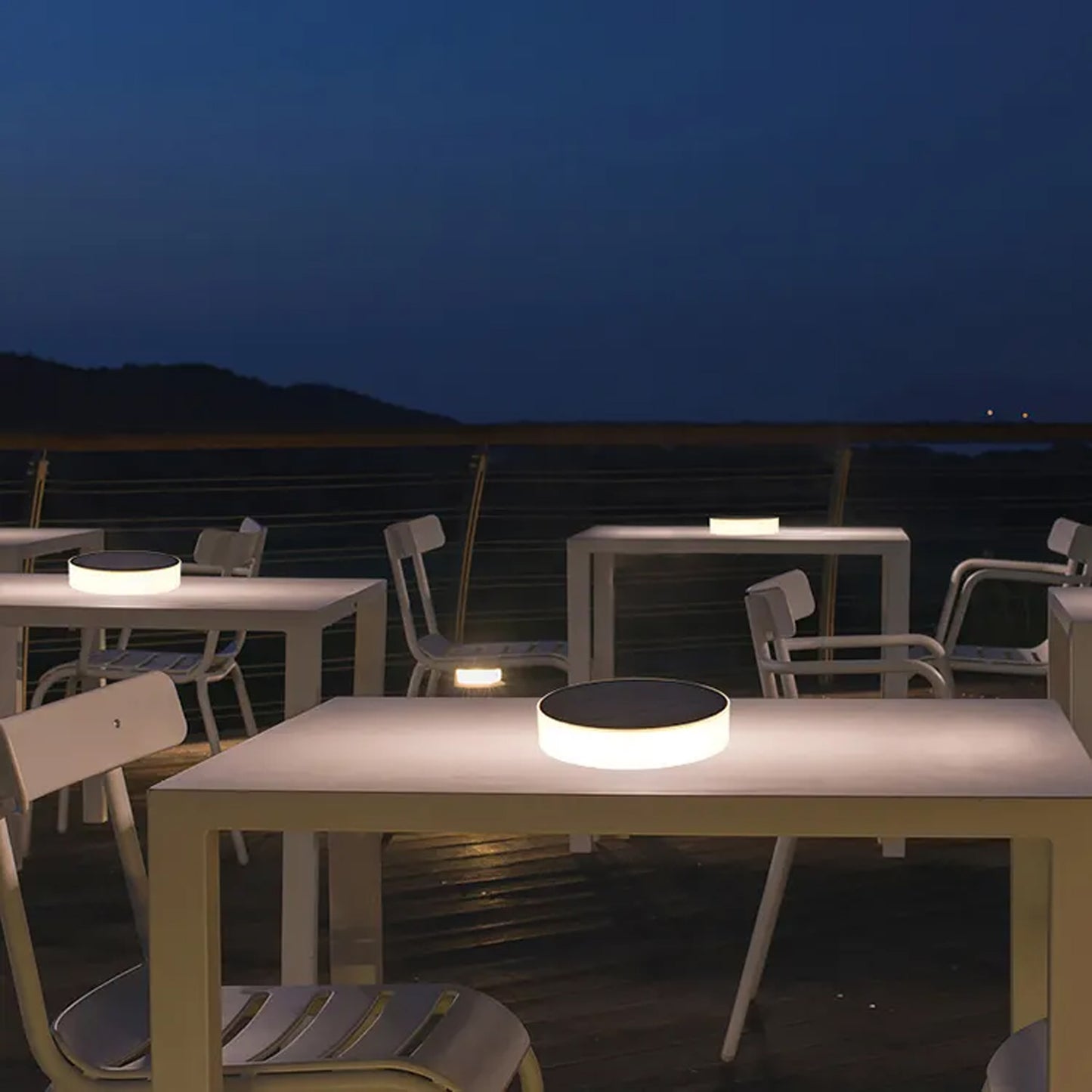 Design Solarleuchte rund 15 cm Tischlampe Gartenlampe kabellos Wandlampe Solarampe Tischlampe